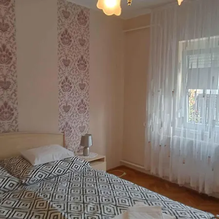 In - Balaton 19992 Apartment