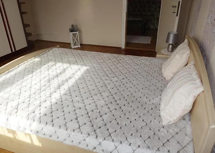 In - Balaton 19992 Apartman Siófok